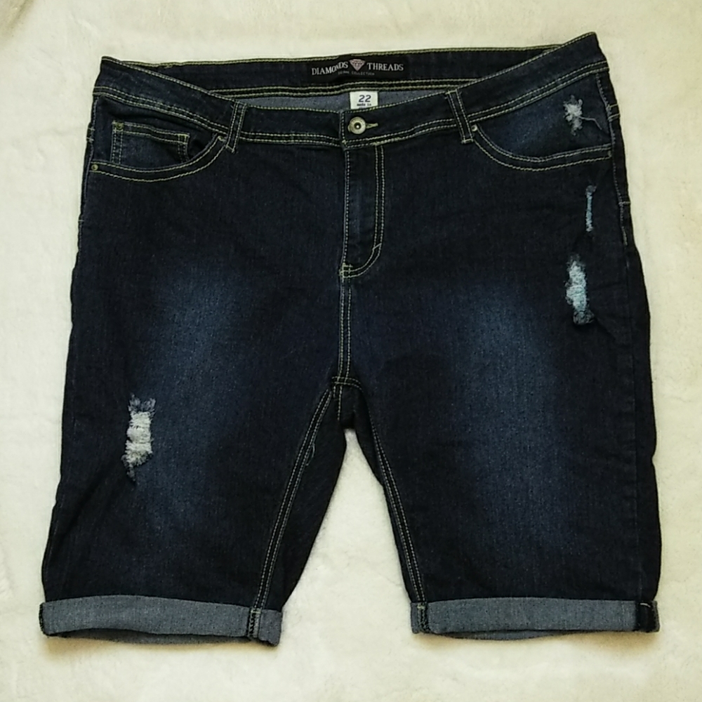 Diamonds & Threads Distressed Roll Cuff Shorts 22